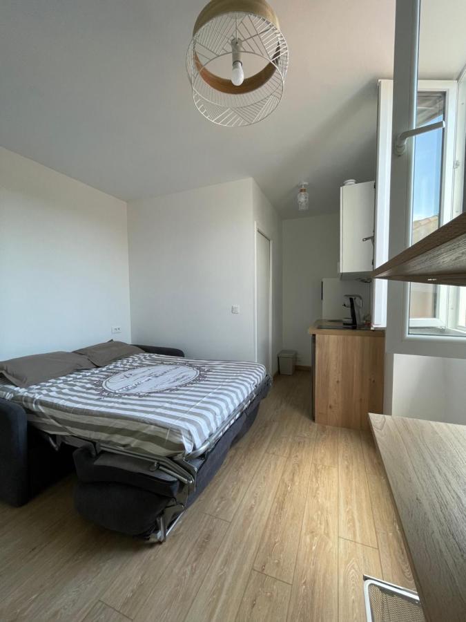 Petit Cocon Au Coeur Du Centre Historique Apartman Biot Kültér fotó